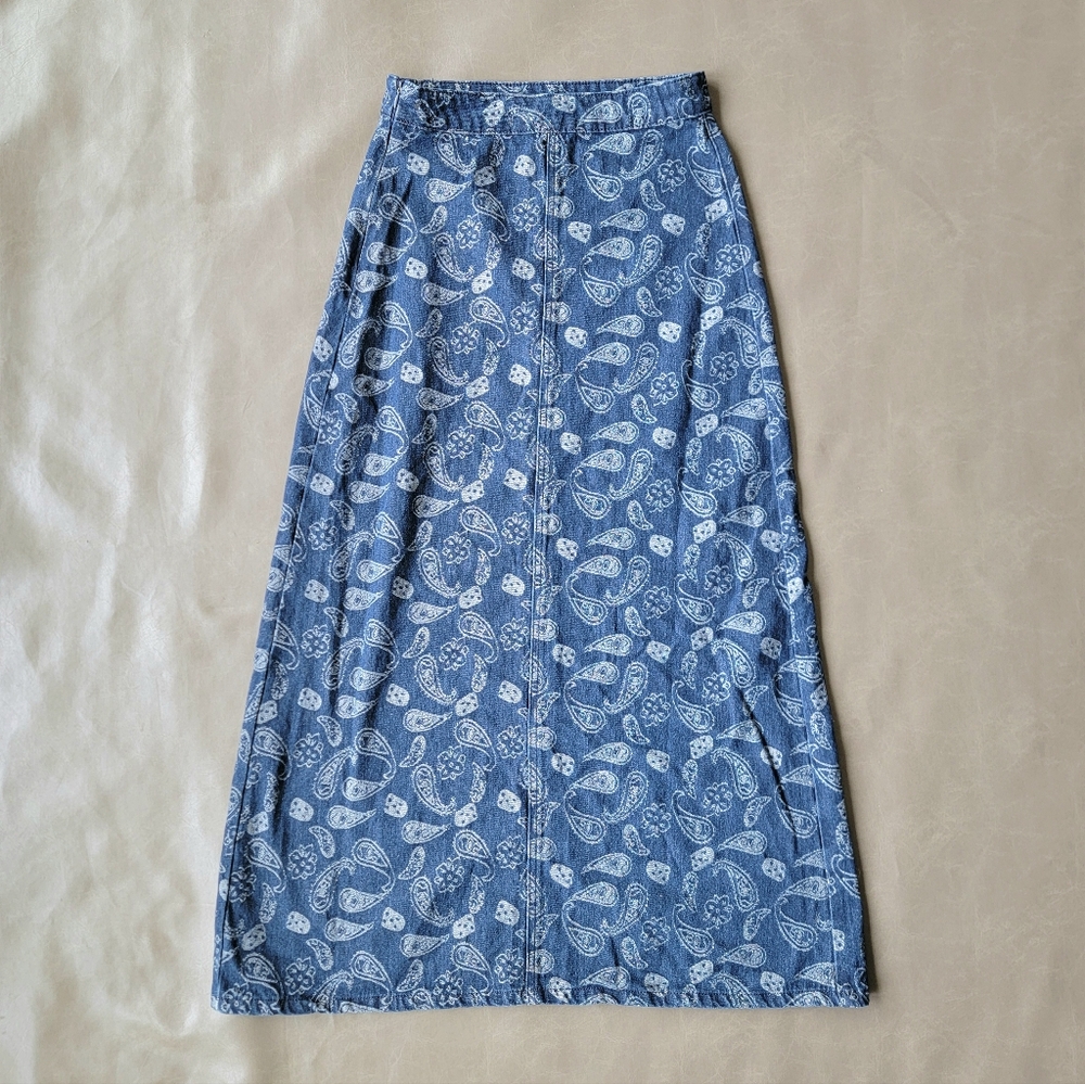 Cider, Denim Paisley Skirt With Slit, Size Small, Blue